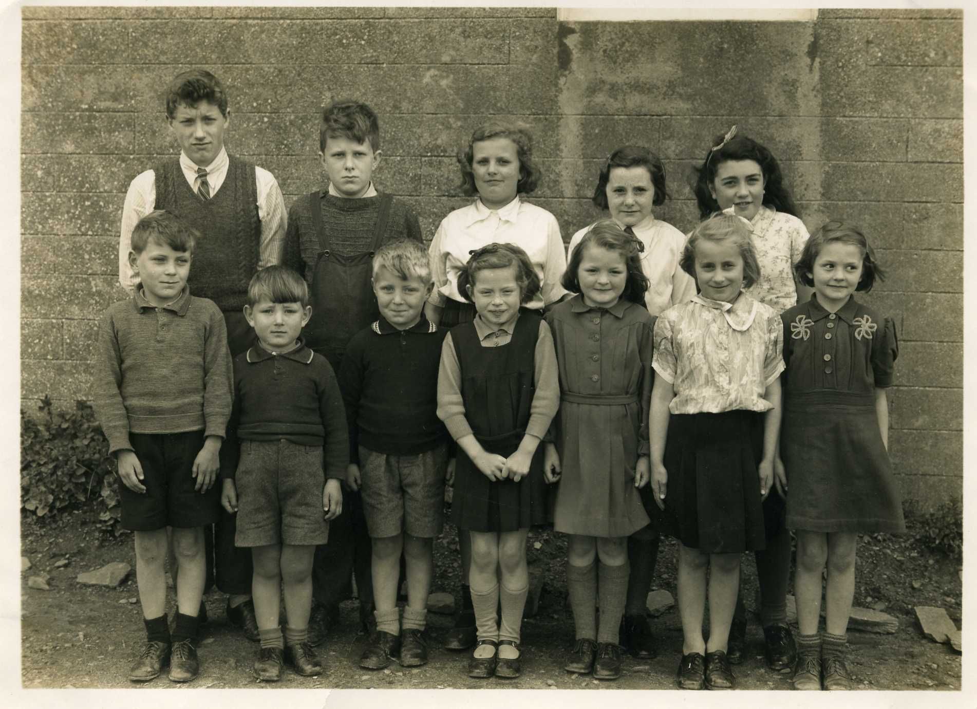 Orkney Image Library - Holm East School Pupils 1945